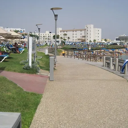 Polyxenia Isaak 30 Villa *