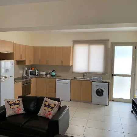 Villa Polyxenia Isaak 30 Protarász